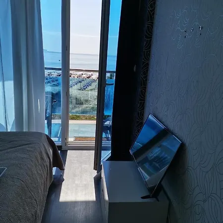 Albena 2 アパート サニービーチ